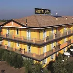 Confine Hotell Colà