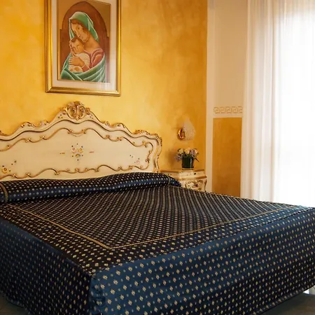Hotel Confine Cola (Verona)