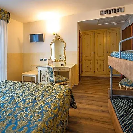 Confine 3* Colà