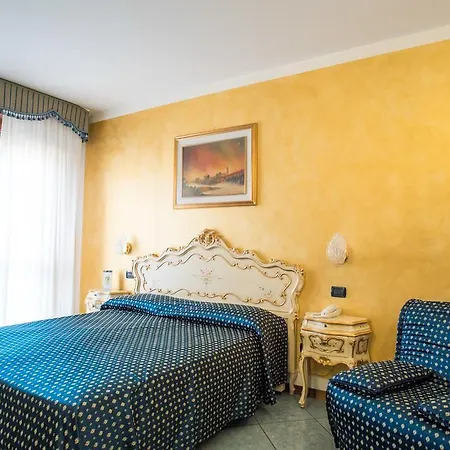 Confine Hotell