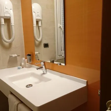 Hotell Confine