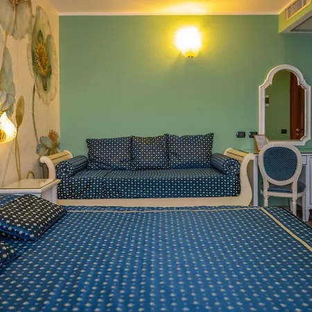 Confine Hotel Colà